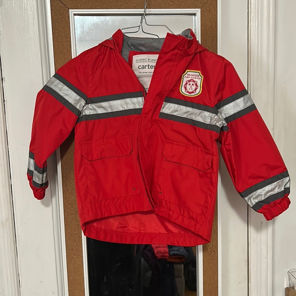 Carter’s firefighter rain jacket. Sz 4t